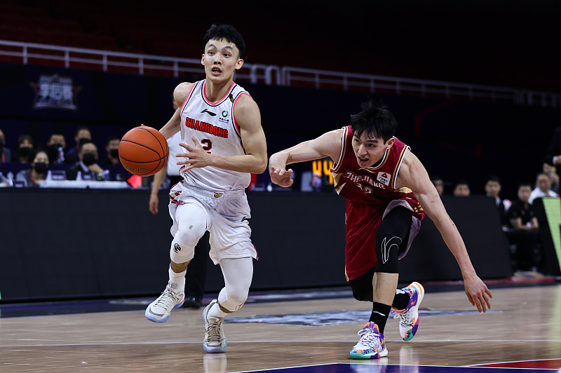广东男篮|广东两大中锋同场爆发！徐杰狂砍25+5，四场季后赛效率惊人