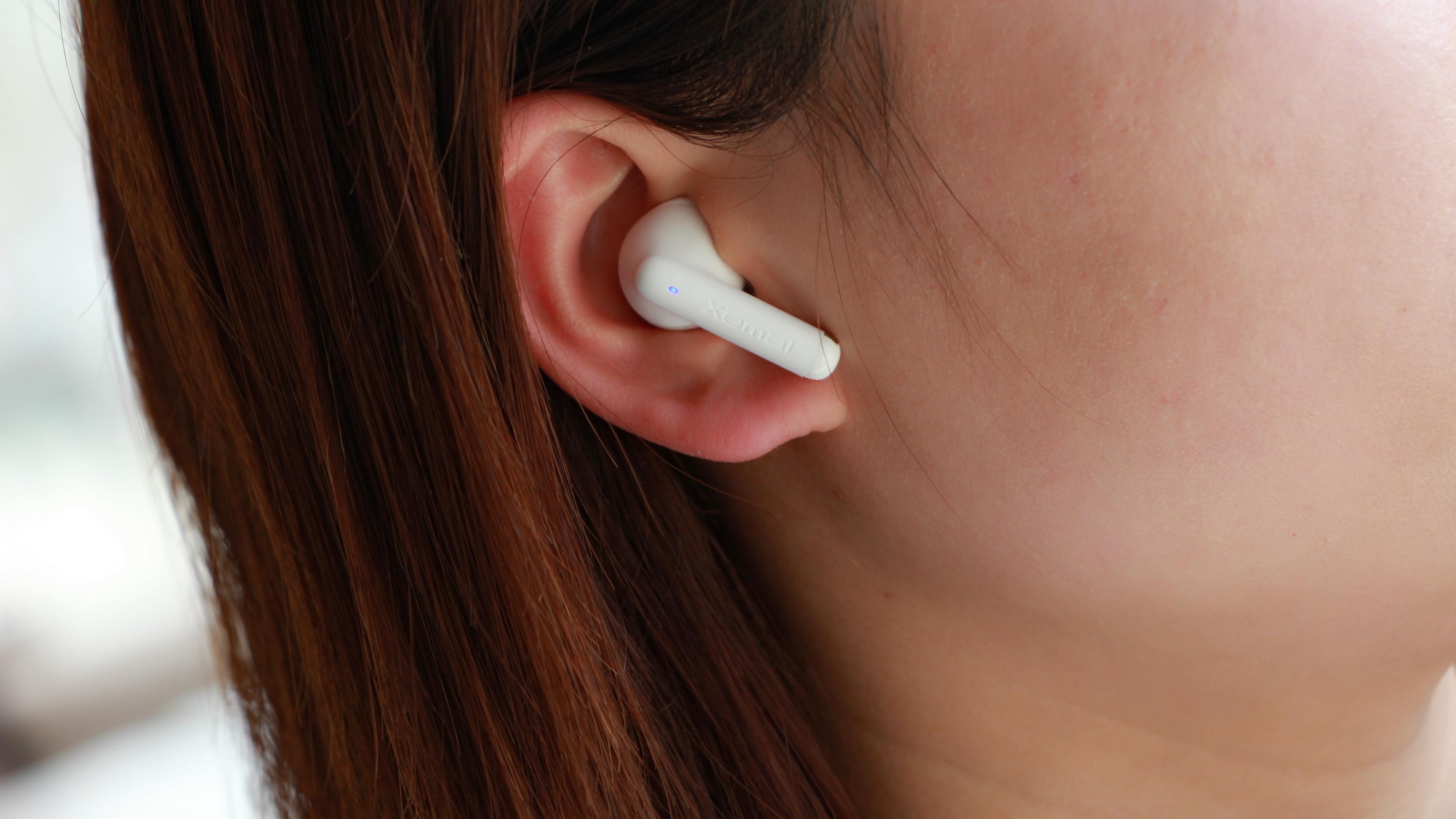 红米手机|谁说百元买不到好耳机？漫步者X2蓝牙耳机测评：媲美千元级骨传导耳机