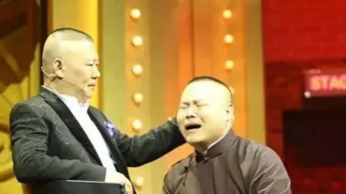 郭德纲|1995年，郭德纲和张文顺等人一起创办了相声大会，后来李菁也加入了进来