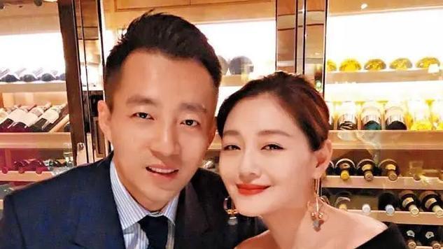 汪小菲|张兰直播时透露，汪小菲给大S和孩子买了新房，具俊晔坐享其成？