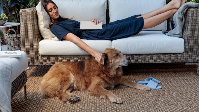 WPS|Outer：我用一套沙发，创造了一个跨境电商的销售奇迹