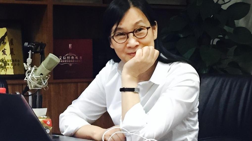 高校|陈春花造假博士后续，被扒出“伪造”多个学历，官方给出回应