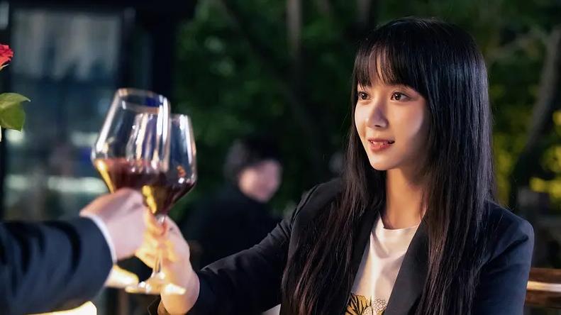 二十不惑2|《二十不惑2》很上头，女性专心搞事业，建立无所畏惧的生活态度