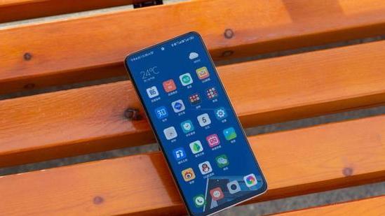 高通骁龙|卢伟冰持续爆发，骁龙870+三星屏+光学防抖，顶配版本仅2199元