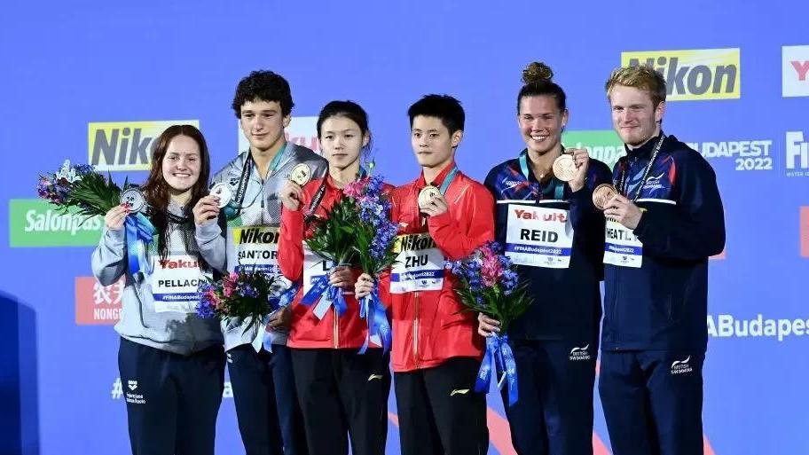 金牌|游泳世锦赛最新金牌榜：中国12金紧追美国，榜首悬念大，荷兰破荒