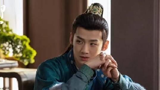 尹峥|《卿卿日常》大结局：李薇被扶正，尹峥得到岳父认可