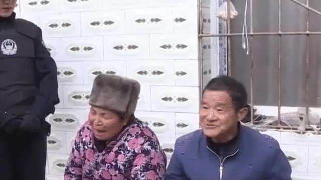 为了霸占120万车祸赔偿款，前妻联手现任，一起把公婆送进监狱！