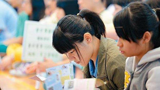 女学生|“女学生”更吃香的专业，未来10年收入可观，女学生最好留意一下