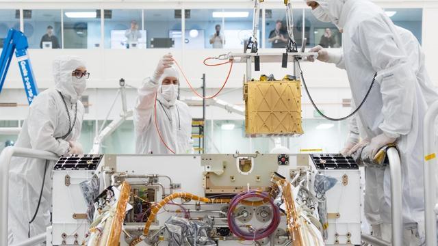 毅力号火星探测器的MOXIE创造了新的火星表面产氧纪录