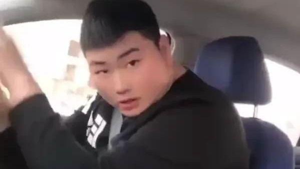 朱之文|亲自陪丈夫小伟练车，录视频感恩准公公，大衣哥新儿媳真不简单