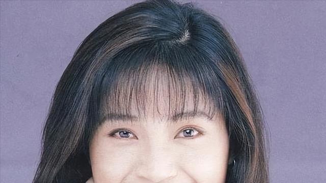 方季惟：事业巅峰身患癌症，迷倒众人却终身不嫁，55岁过成这样！