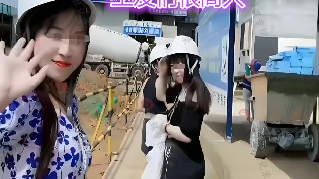 4名厂花去工地搬砖，穿着清凉被误会，网友：工友看到心跳加速