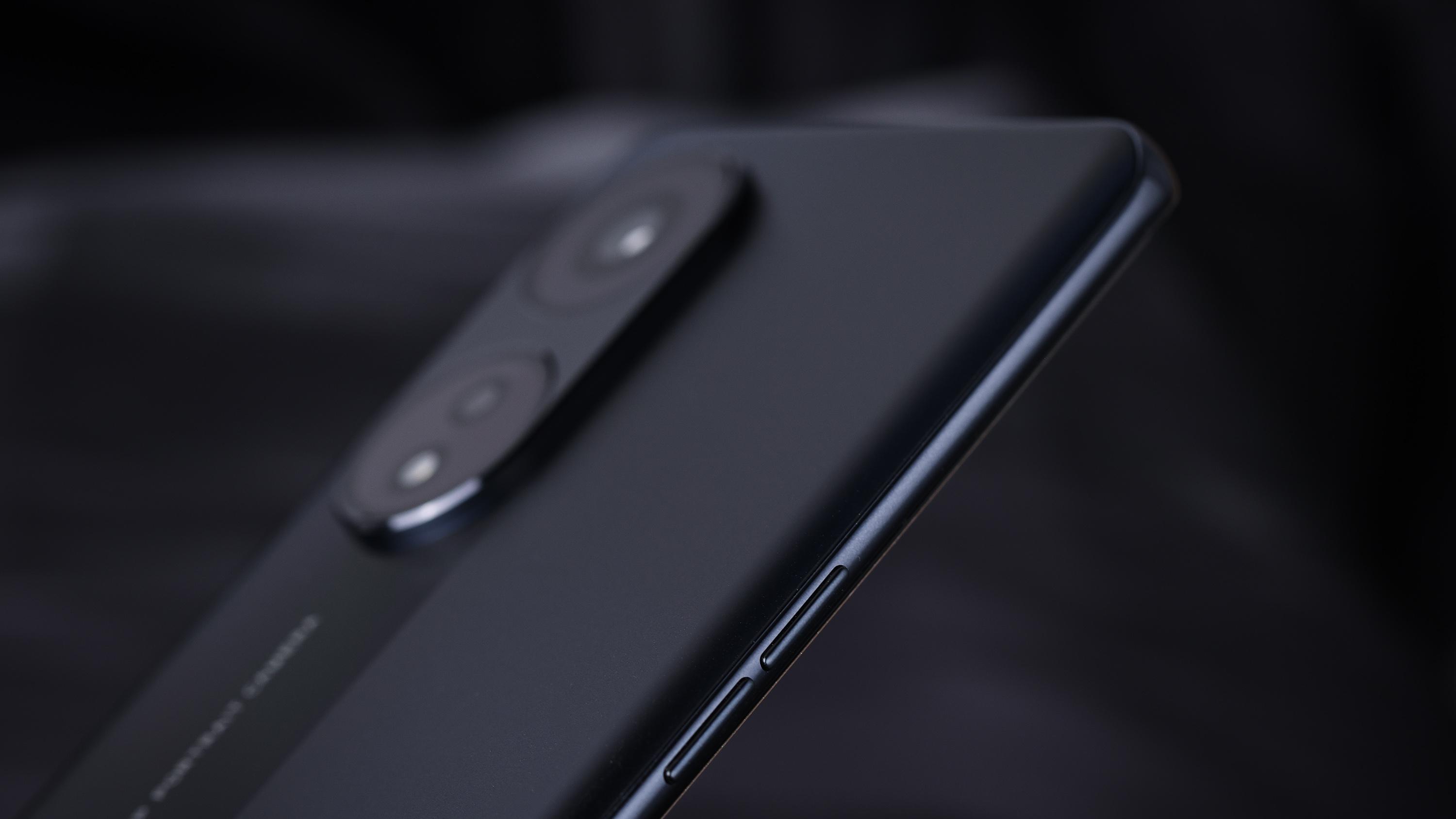 |真的太卷了，我不说的话你觉得这颜值是多少钱的手机？