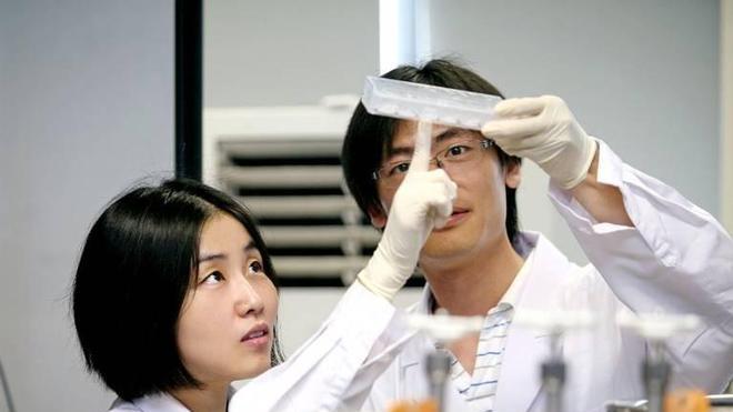 科学家颜宁正式归来！美媒：拦不住，1400名顶尖人才爆发离美潮