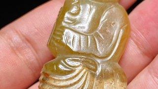 海南黄花梨|汉 和田玉籽料 沁色 玉人 把件 挂件