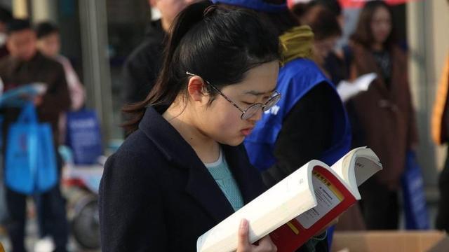 求职|“理科生”跟“文科生”：找工作了才恍然，两者差距一目了然！