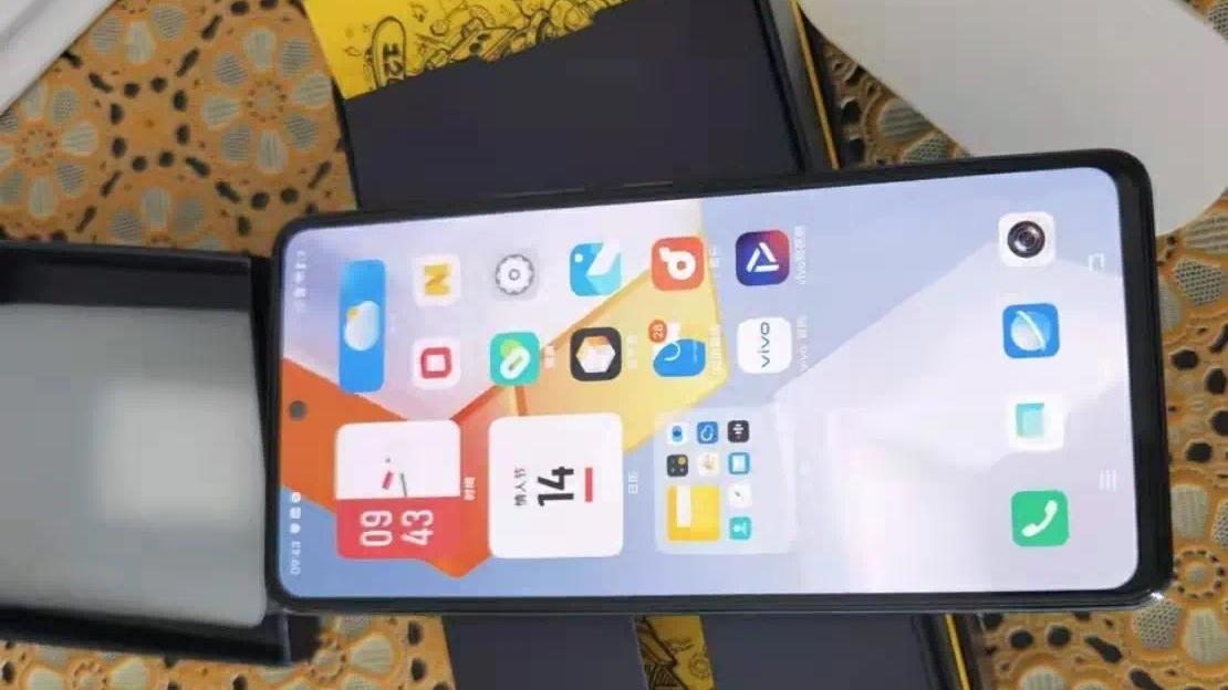 CPU|iQOO爆发，骁龙888+稀土散热+独显芯片跌至2099元，还有OIS防抖