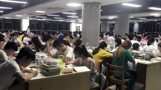 职业教育|“考研不考985，考编不去偏远地区”，这都是总结的经验，很现实