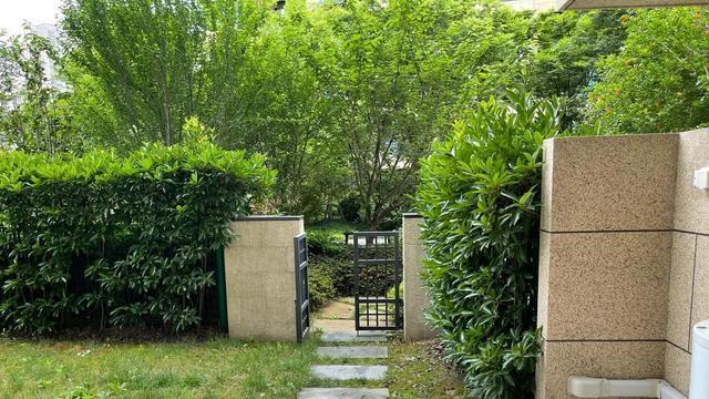 别墅|以为捡到便宜？一楼带花园的房子，到底有啥问题，过来人告诉你！