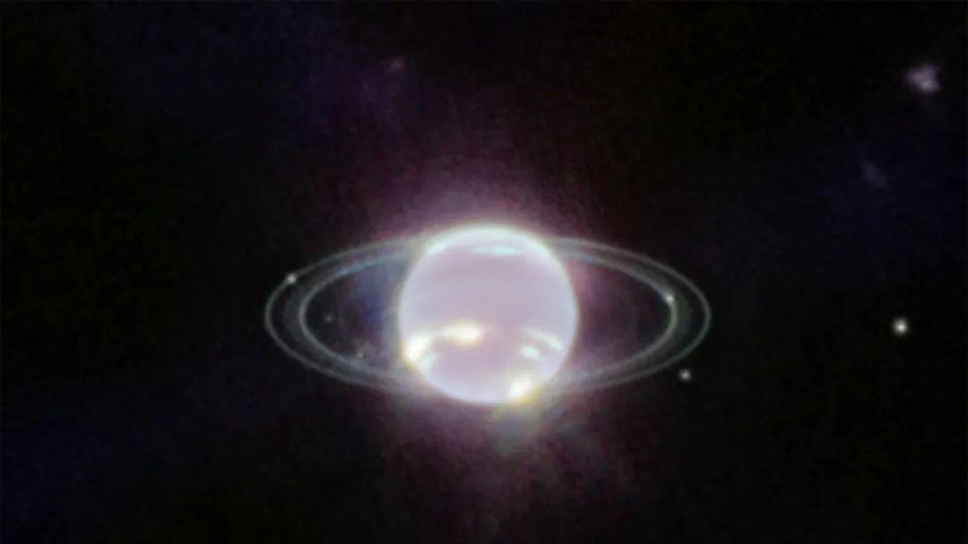 詹姆斯·韦伯望远镜拍摄到海王星环和卫星的惊人图像