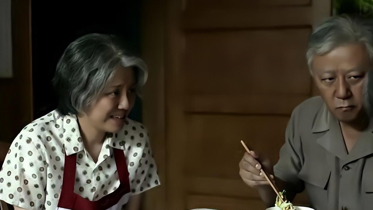 安杰|《父母爱情》德华：嫁给老丁，欢喜和满足只一瞬，凄凉却是长久的