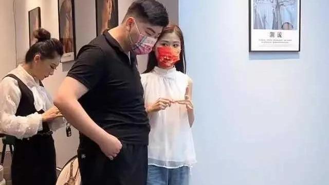 陈萌|大衣哥准儿媳陈萌在结婚前夕，陈亚男和陈萌互相写信，互不留情面