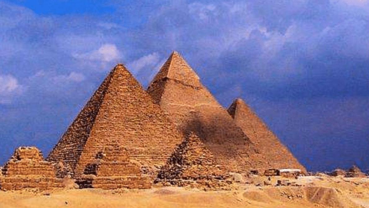 古埃及人建金字塔时，中国人在做什么？考古专家：老祖宗厉害