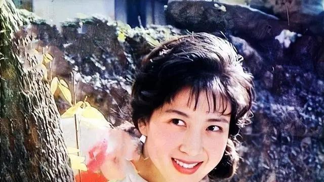 波罗|上影演员吴海燕最新现身，68岁依然优雅大方