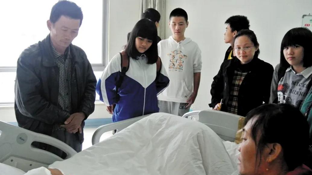 教师|教师是高危职业？中学老师的遭遇，为多少人敲响了警钟！