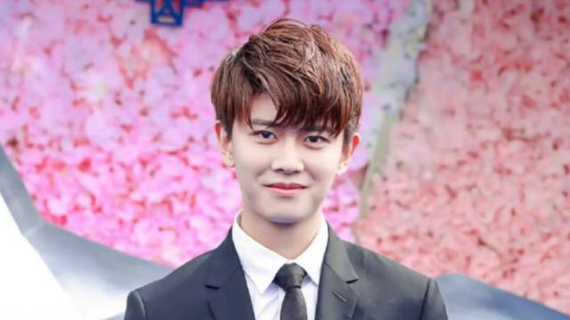 请君|任嘉伦新剧《请君》官宣定档，播出方式引争议，网友：怕谁塌房？