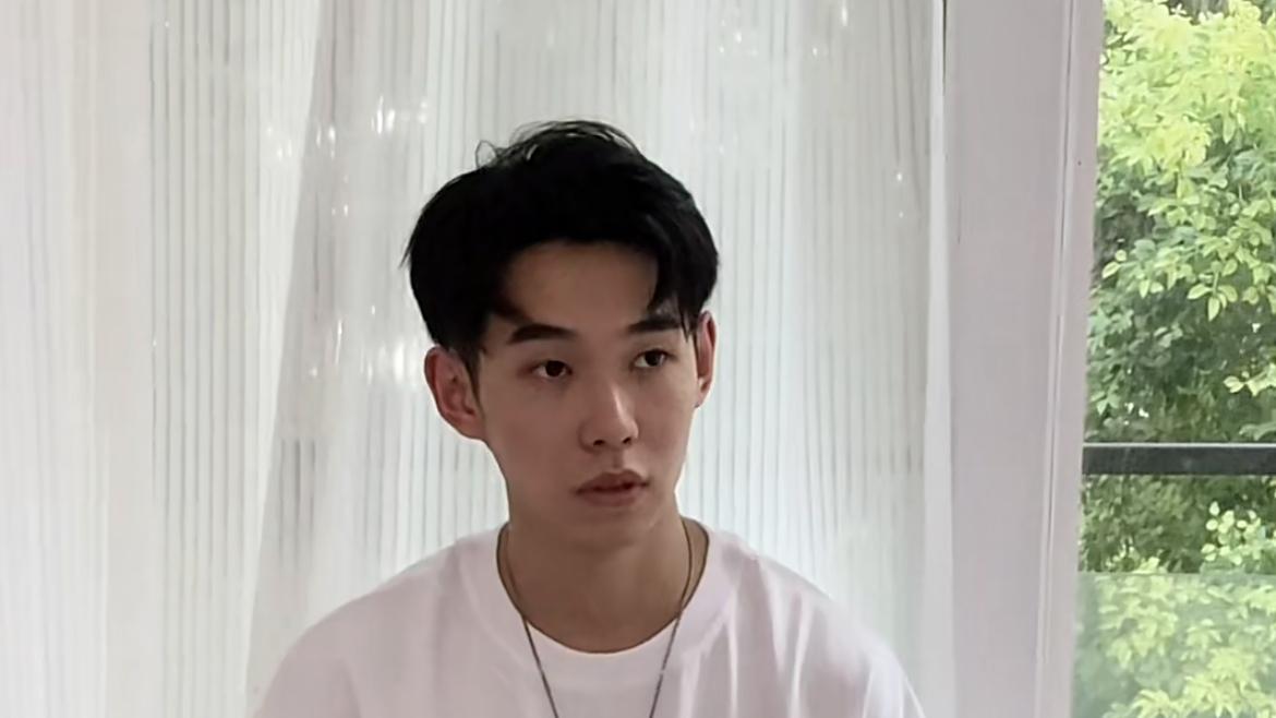 怦然心动20岁|蔡林新和倪倪坠入爱河，甜蜜日常引来无数祝福，希望一直甜下去