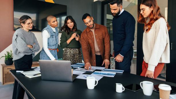 |职场中，遇到这3个同事，我们尽量躲着走