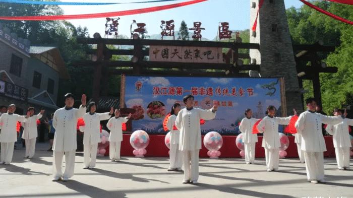 荷花|失去中国游客后，那些“不欢迎中国游客”的地方现在如何？