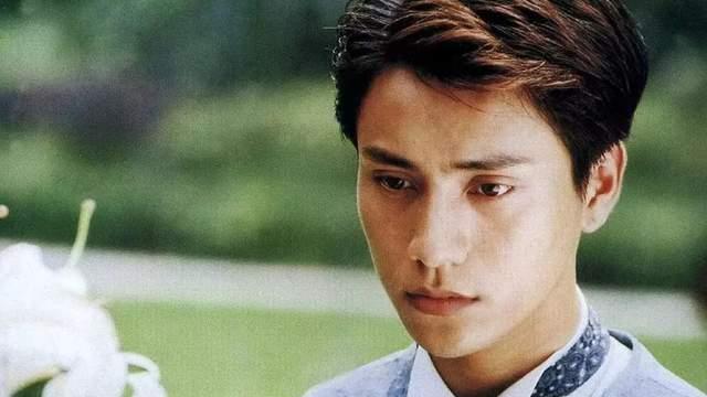 明星素颜|男明星的素颜有多帅？肖战一身正气，谢霆锋天生底子好