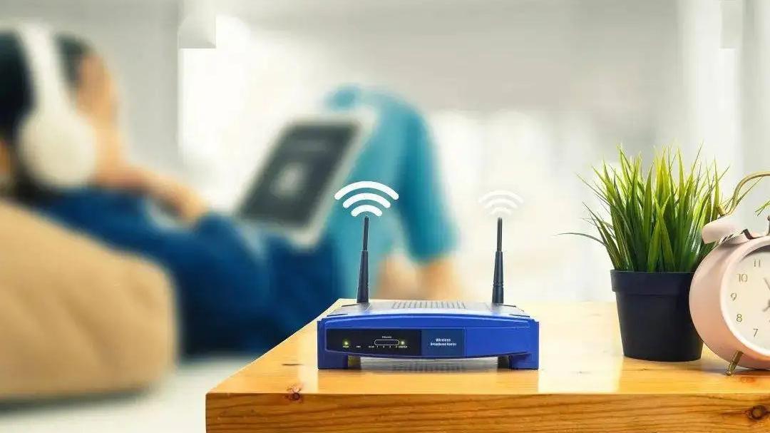 路由器|教你让WiFi信号提升3倍，不用换路由器，也能无线全覆盖！