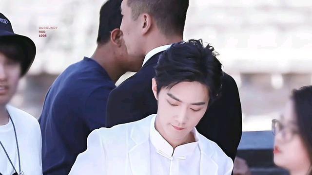 肖战|肖战为新剧化身运动达人，直播时对网络谣言只字未提！