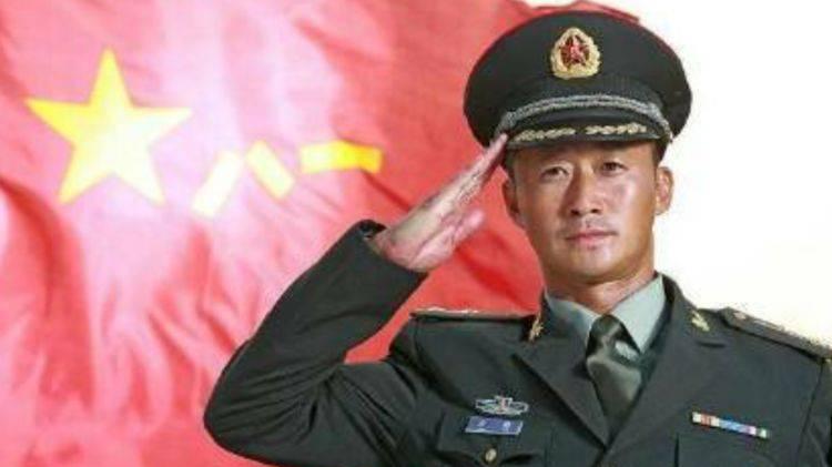 吴京|吴京被选为奥斯卡评委，本人反应亮了，网友：大吃一京