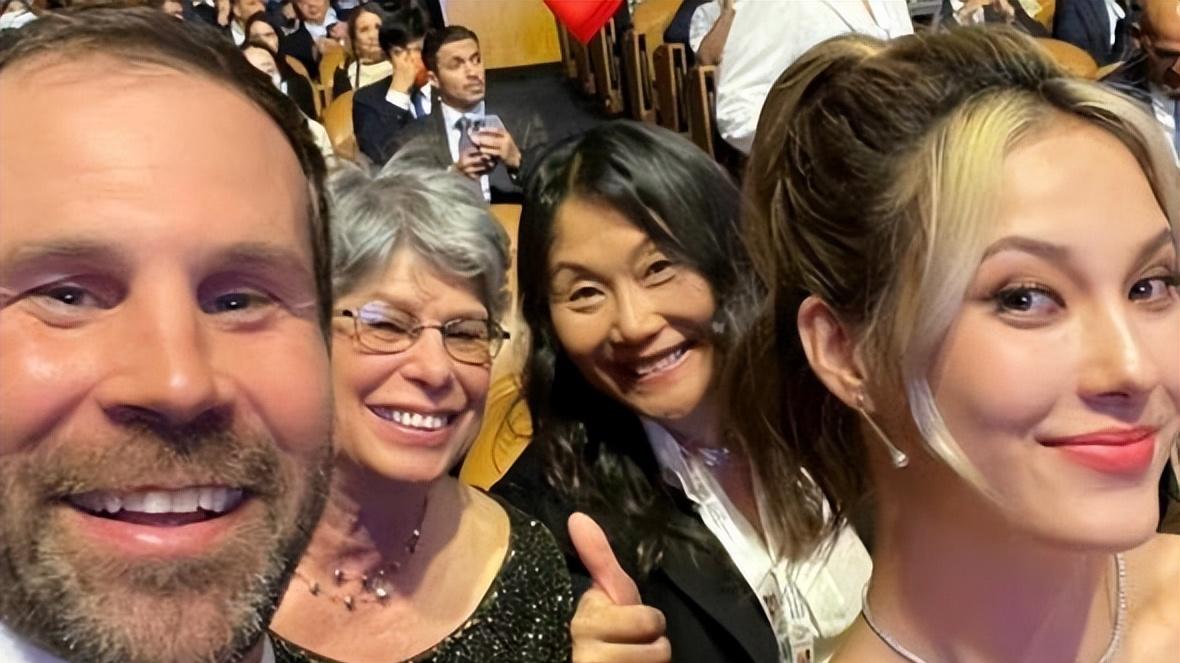 谷爱凌|谷爱凌亮相首尔喜获大奖，被巴赫追星，一番中文致谢让人肃然起敬