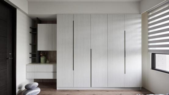 为什么现在的衣柜不弄圆角了？设计师：谁装谁笨