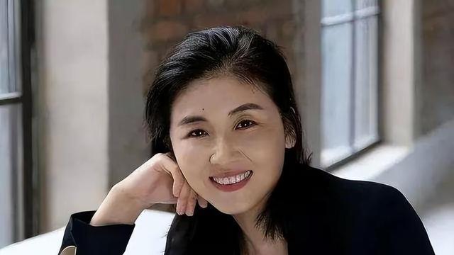 颜宁|方舟子质疑颜宁回国：打一枪换一个地方，网友期待颜宁作出回应