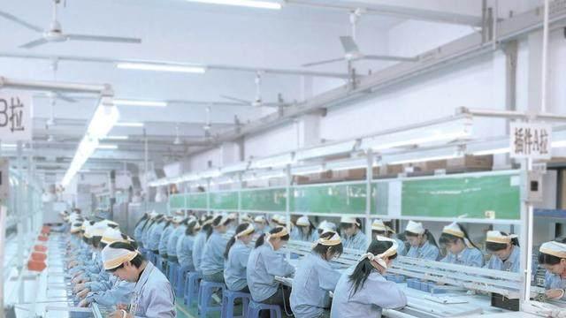 招聘|花一样的工资招聘新员工，没过一会厂长后悔了，原因很现实！