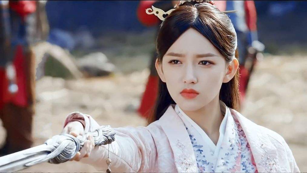 程潇|程潇是怎么一步步把自己从白月光作成弃之可惜，食之无味的鸡肋的