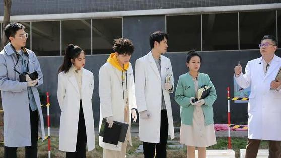 芒果台|芒果求职综艺上热搜，“琴难梓禁”BE，徐梓童丢掉了成年人的体面