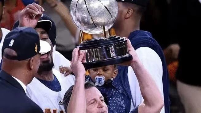 浙江男篮|NBA前三位最有钱的老板，有一位在疫情期间上升到第二位