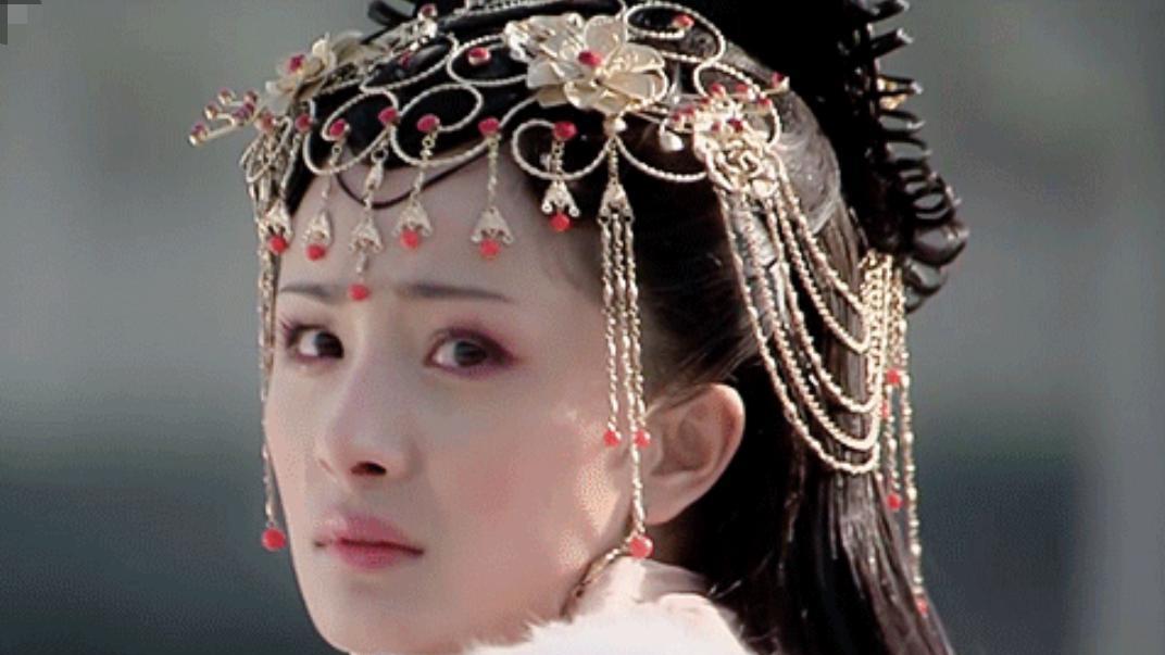 王昭君|杨幂19岁演王昭君生图，看起来非常水灵顺眼！美得让人挪不开眼