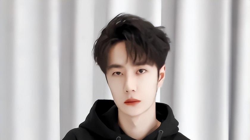 王一博|王一博开通视频打赏被吐槽，一条视频3.5万人打赏，粉丝甩锅平台