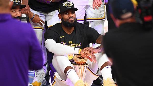 罗伯森|NBA史上4大尴尬纪录！有些想打破并不难，但是谁打破谁尴尬