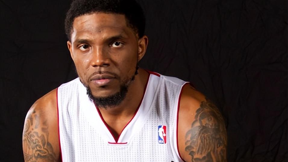 麦迪|麦迪：满打满算，现役NBA名副其实的队魂仅2人，2人勉强算是