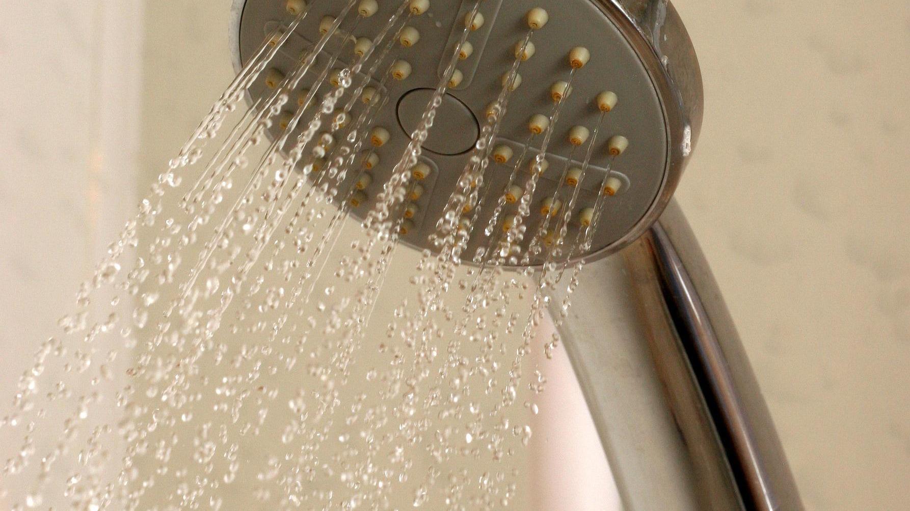 洗澡用花洒和浴缸哪个更省水呢？