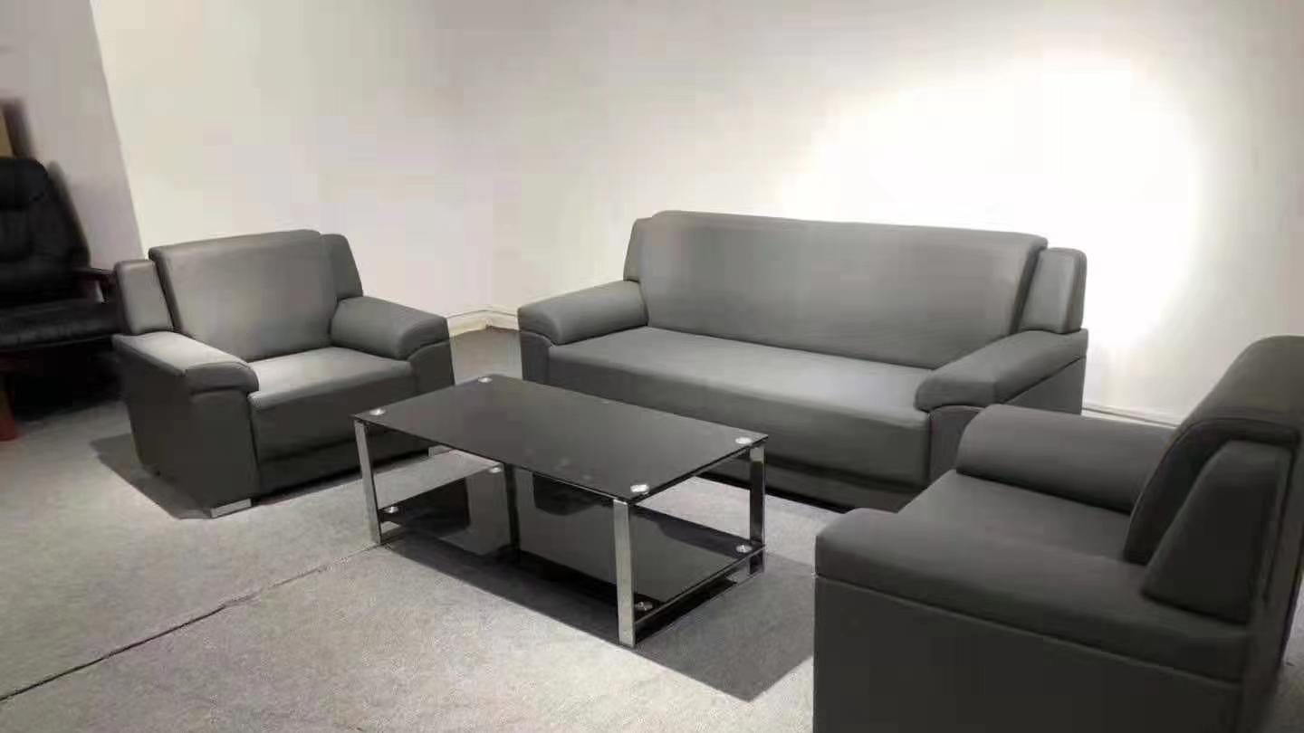 云步办公：选购办公家具时材质该怎么选？